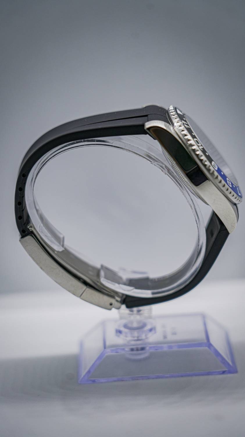 Midnight Phantom – Custom VK63 Chronograph by MODISTRY