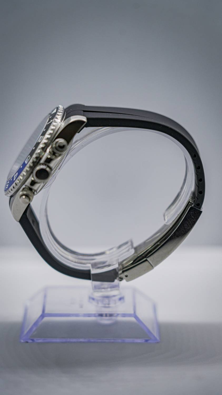 Midnight Phantom – Custom VK63 Chronograph by MODISTRY