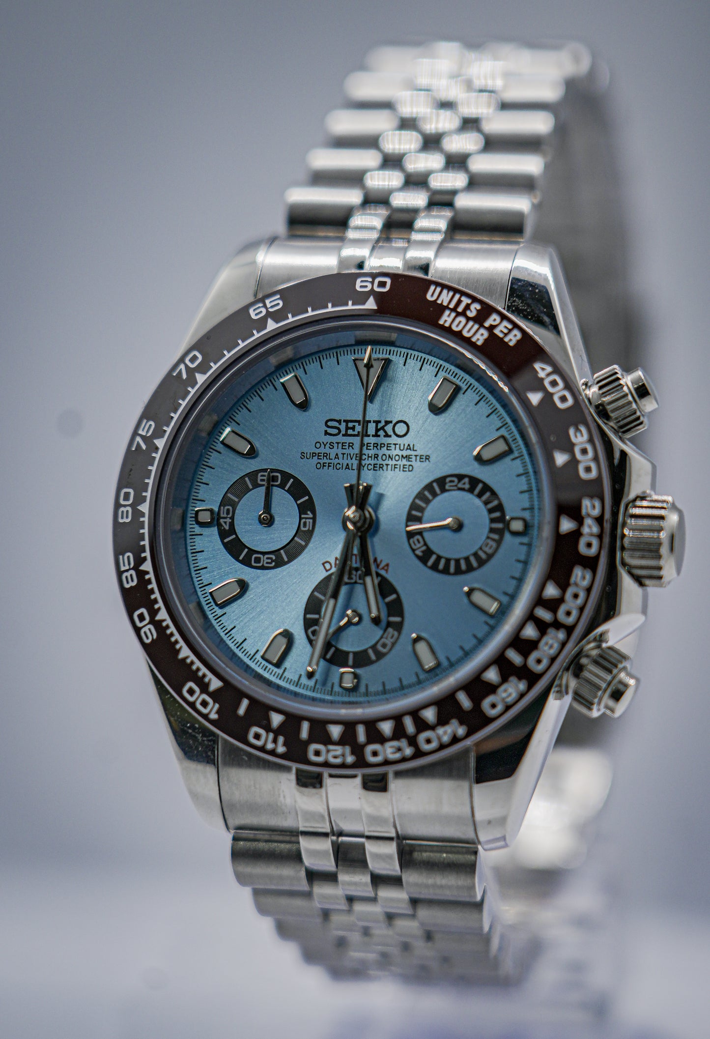 Glacier Chronograph – Custom VK63 Build by MODISTRY