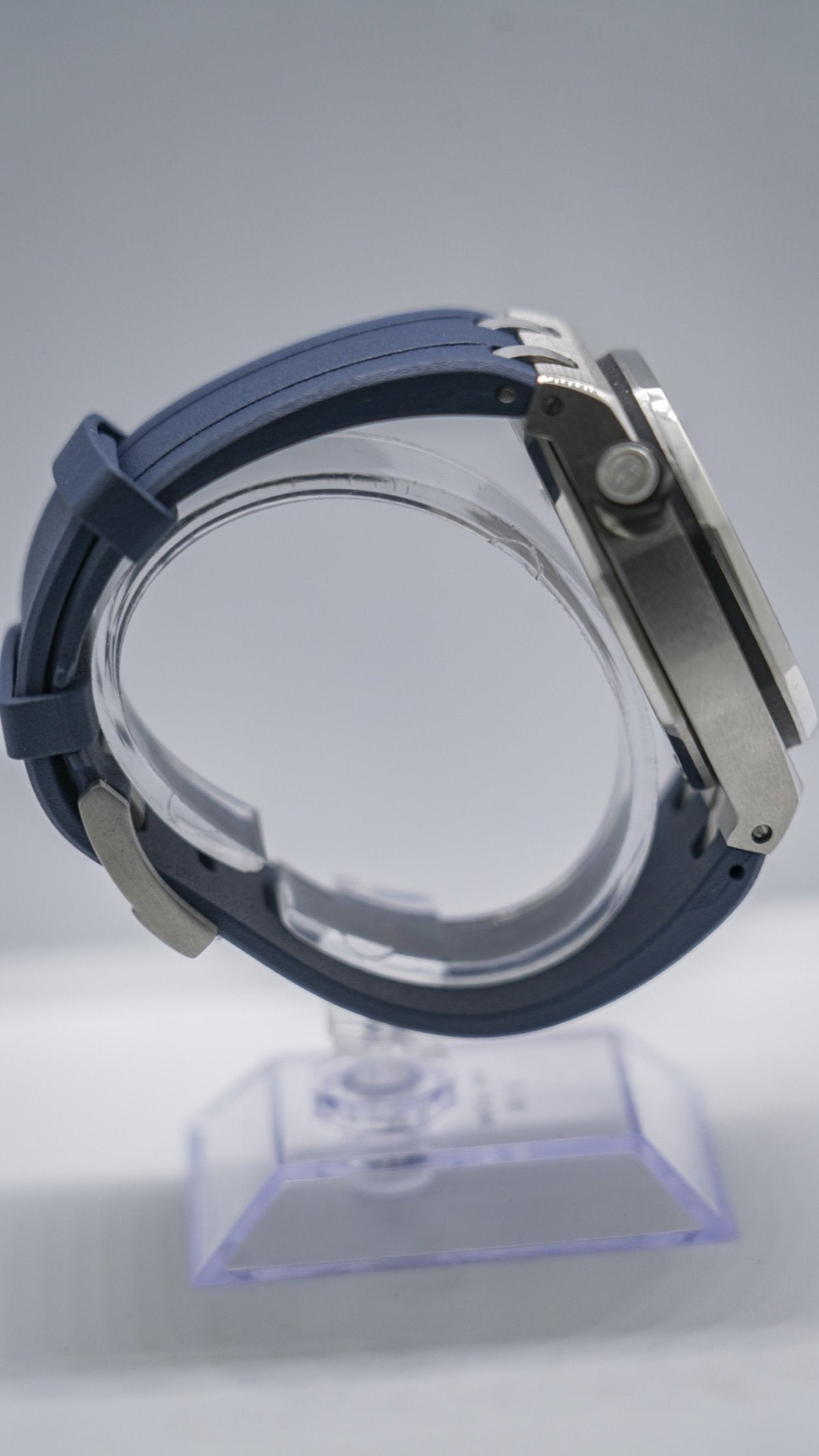 Apex Chronograph – Custom VK64 Build by MODISTRY